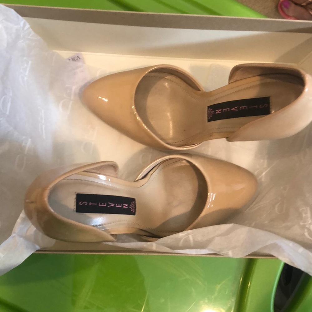 Platform heel